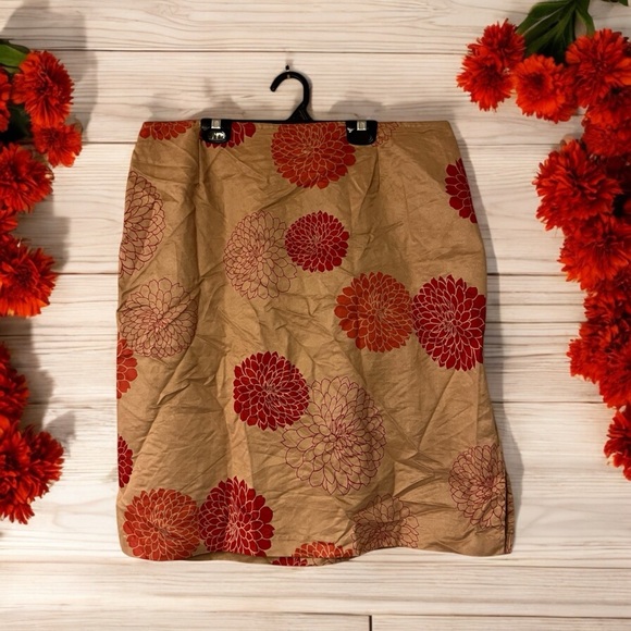 Venezia Jeans Clothing Co. Tan with Red-Orange & Orange Floral Print Skirt - Picture 3 of 11